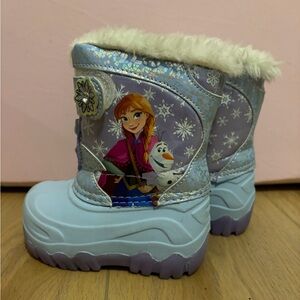 Disney Frozen Toddler Girls Anna and Elsa Snow Boots Size 6